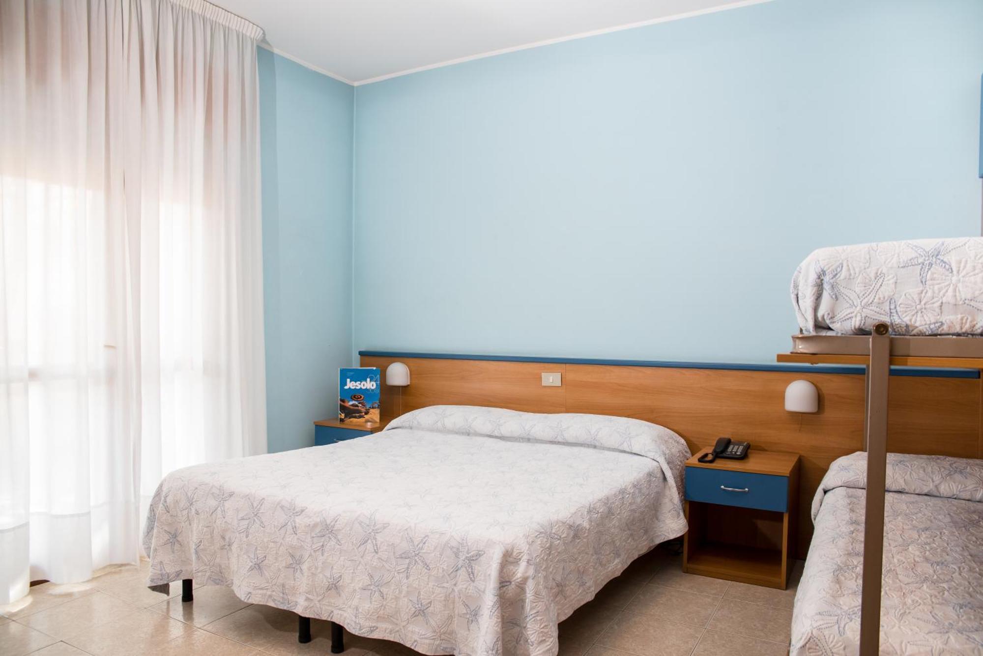 לידו די ג'סולו Albergo Ridente מראה חיצוני תמונה